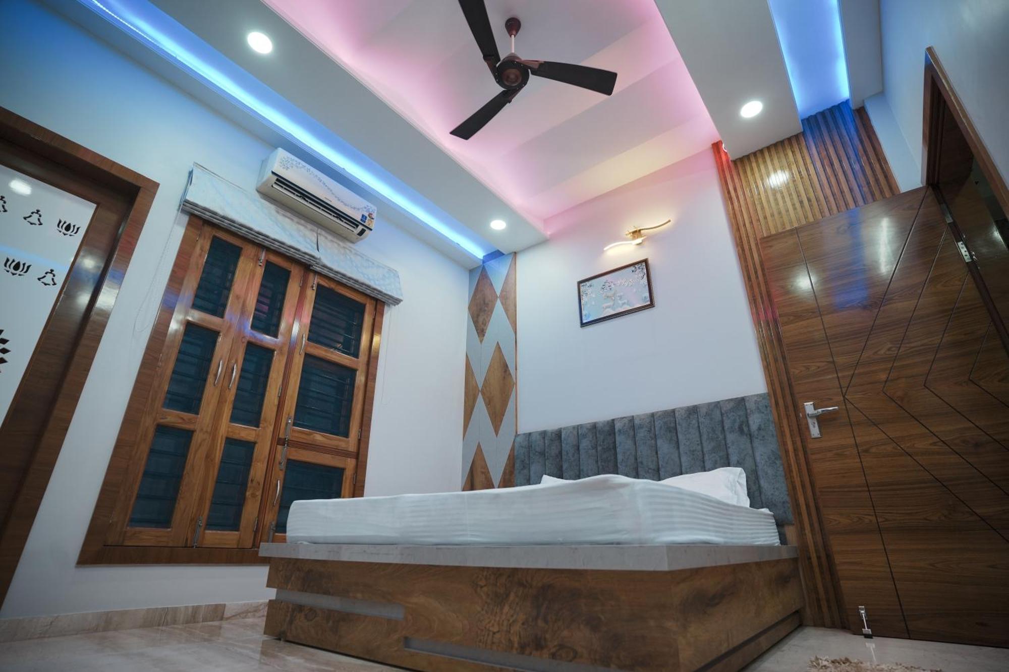 Amritam Palace A Luxury Ac Home Stay Ringas Екстер'єр фото