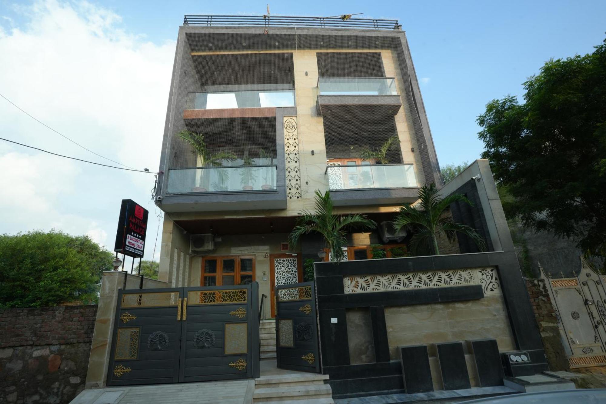 Amritam Palace A Luxury Ac Home Stay Ringas Екстер'єр фото