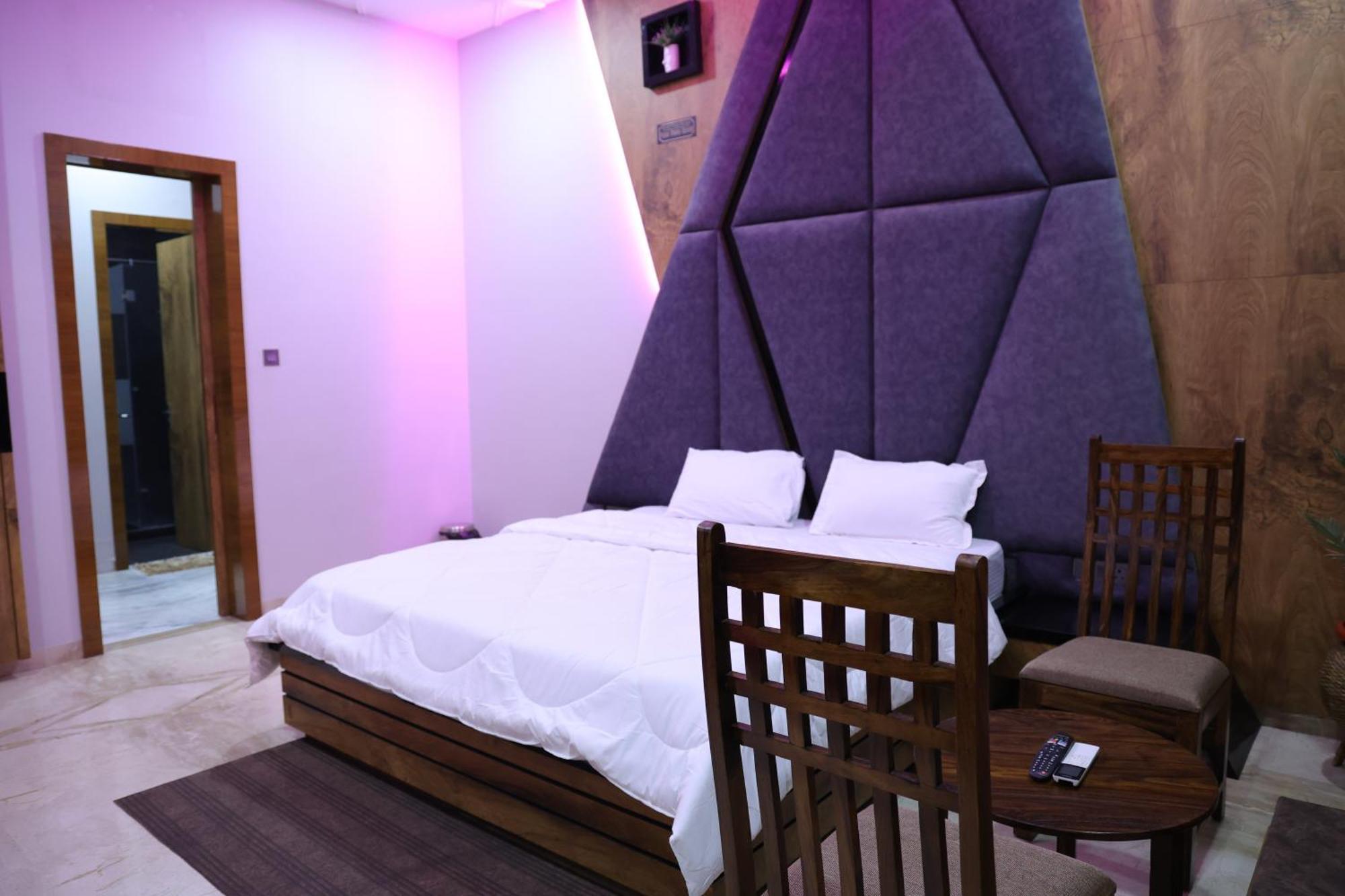 Amritam Palace A Luxury Ac Home Stay Ringas Екстер'єр фото
